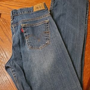 Ladies Levi jeans
